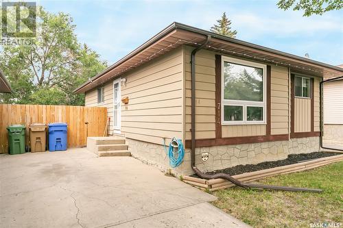 714 Worobetz Crescent N, Regina, SK - Outdoor With Exterior