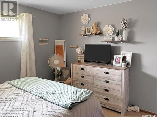 50 2 Avenue E, Montmartre, SK - Indoor Photo Showing Bedroom