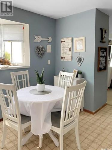 50 2 Avenue E, Montmartre, SK - Indoor Photo Showing Dining Room