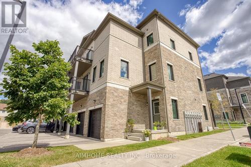 29 - 107 Westra Drive, Guelph, ON - Outdoor With Facade