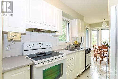 1100 Gablefield Private Unit#24, Ottawa, ON - Indoor Photo Showing Kitchen With Double Sink