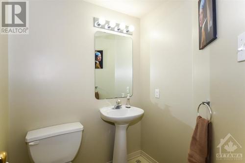 1100 Gablefield Private Unit#24, Ottawa, ON - Indoor Photo Showing Bathroom