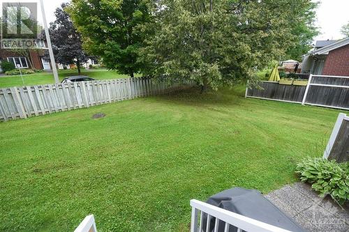 1100 Gablefield Private Unit#24, Ottawa, ON - Outdoor With Backyard