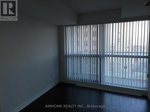 1405 - 386 Yonge Street, Toronto, ON - Indoor Photo Showing Other Room