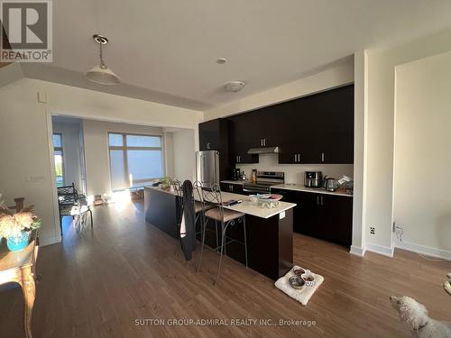 22 Pageant Avenue, Vaughan (Vellore Village), ON - Indoor Photo Showing Kitchen