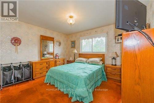 11265 Kennedy Road N, Brampton (Snelgrove), ON - Indoor Photo Showing Bedroom