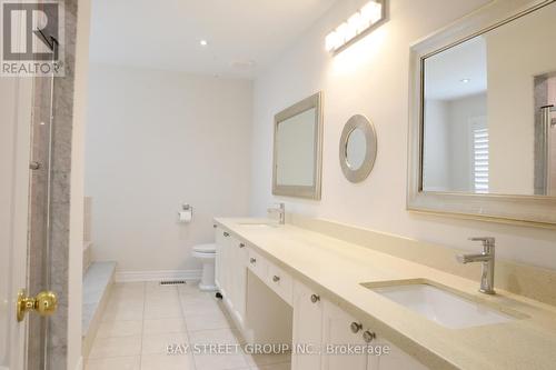 2309 Coronation Drive, Oakville, ON - Indoor Photo Showing Bathroom