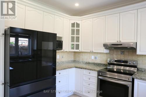 2309 Coronation Drive, Oakville (Iroquois Ridge North), ON - Indoor Photo Showing Kitchen