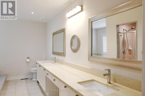 2309 Coronation Drive, Oakville (Iroquois Ridge North), ON - Indoor Photo Showing Bathroom