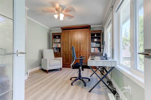 3582 Apple Way Boulevard, West Kelowna, BC - Indoor Photo Showing Office