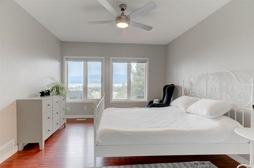 3582 Apple Way Boulevard, West Kelowna, BC - Indoor Photo Showing Bedroom