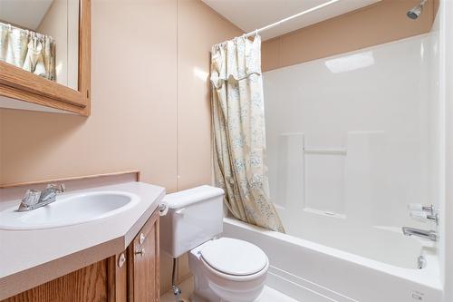 35-3225 Shannon Lake Road, West Kelowna, BC - Indoor Photo Showing Bathroom