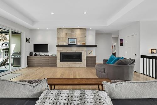 2558 Crown Crest Drive, West Kelowna, BC - Indoor Photo Showing Living Room With Fireplace