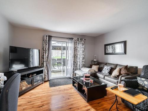 Salon - 890 Boul. De Normandie, Saint-Jean-Sur-Richelieu, QC - Indoor Photo Showing Living Room