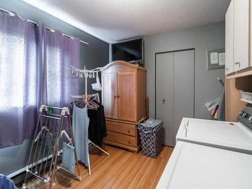 Salle de lavage - 890 Boul. De Normandie, Saint-Jean-Sur-Richelieu, QC - Indoor Photo Showing Laundry Room