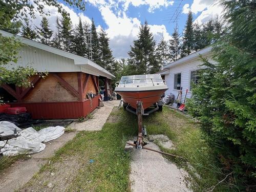 ExtÃ©rieur - 380 Ch. Du Lac-Cameron, Saint-Eugène-De-Guigues, QC - Outdoor