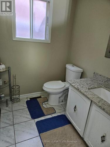 9 Tralee Street, Brampton, ON - Indoor Photo Showing Bathroom