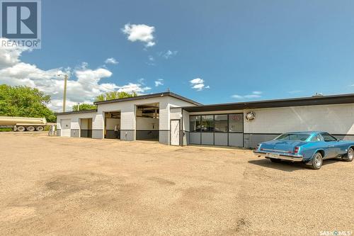 1105 Athabasca Street E, Moose Jaw, SK 