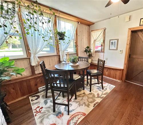 6 Wright Street N, Gore Bay, ON - Indoor Photo Showing Dining Room