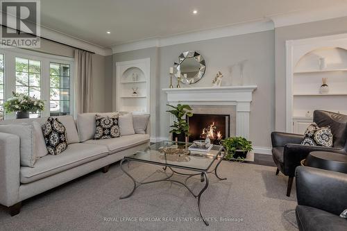 4016 Lantern Lane, Burlington (Shoreacres), ON - Indoor Photo Showing Living Room With Fireplace