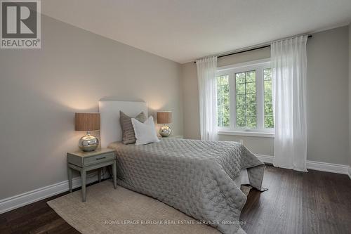 4016 Lantern Lane, Burlington (Shoreacres), ON - Indoor Photo Showing Bedroom