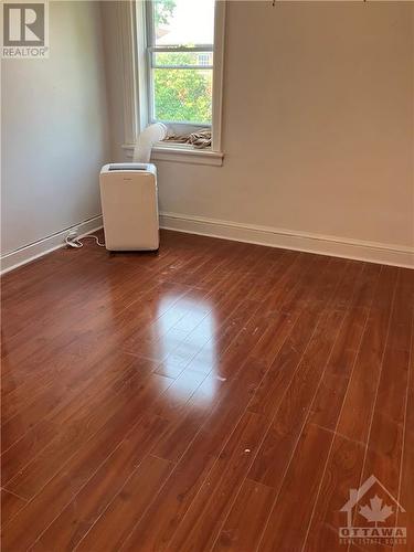 456 Riverdale Avenue, Ottawa, ON - Indoor Photo Showing Other Room