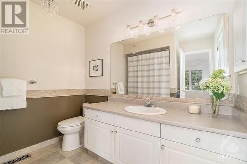 12 Riverbank Court, Stittsville, ON - Indoor Photo Showing Bathroom