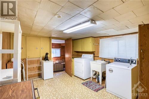 4810 43 Highway, Smiths Falls, ON - Indoor Photo Showing Laundry Room