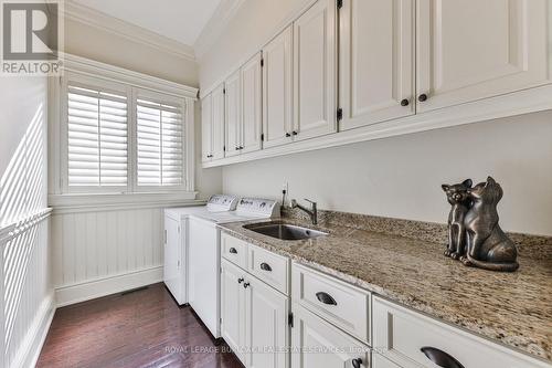 2314 Hoover Court, Burlington (Tyandaga), ON - Indoor Photo Showing Laundry Room