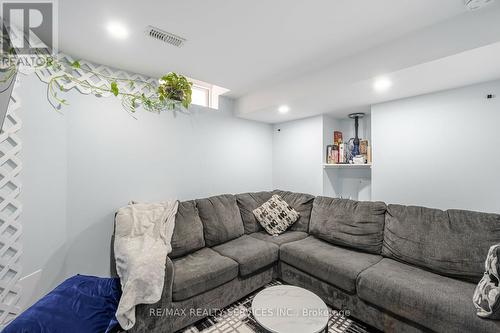 6 Sproule Drive, Brampton (Downtown Brampton), ON - Indoor