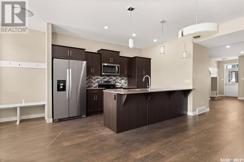 4225 E Keller Avenue, Regina, SK - Indoor Photo Showing Kitchen With Upgraded Kitchen