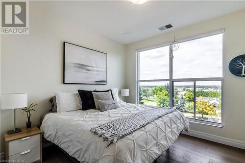 1878 Gordon Street Unit# 307, Guelph, ON - Indoor Photo Showing Bedroom