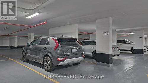 1018 - 3100 Keele Street, Toronto (Downsview-Roding-Cfb), ON - Indoor Photo Showing Garage