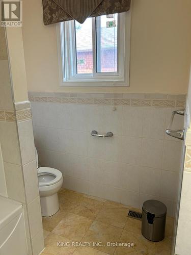 3223 Shadetree Drive, Mississauga, ON - Indoor Photo Showing Bathroom