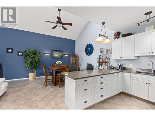 2100 Boucherie Road Unit# 415, West Kelowna, BC - Indoor Photo Showing Kitchen