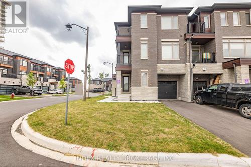 2 Haydrop Road, Brampton (Bram East), ON - Outdoor With Facade