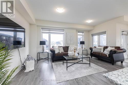 2 Haydrop Road, Brampton (Bram East), ON - Indoor Photo Showing Living Room