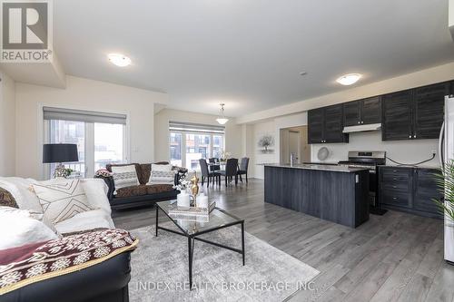 2 Haydrop Road, Brampton (Bram East), ON - Indoor Photo Showing Living Room