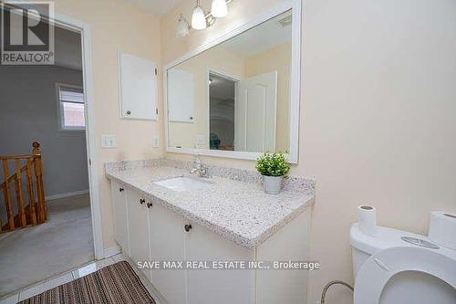 14 Seed Court, Brampton (Fletcher'S Creek Village), ON - Indoor Photo Showing Bathroom