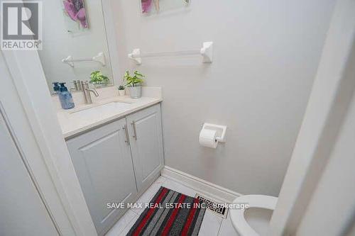 14 Seed Court, Brampton (Fletcher'S Creek Village), ON - Indoor Photo Showing Bathroom