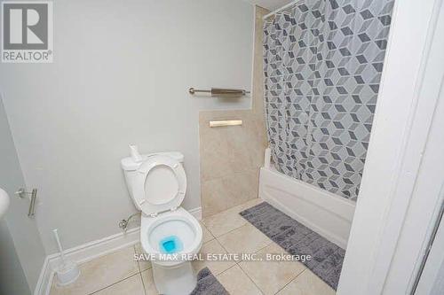 14 Seed Court, Brampton (Fletcher'S Creek Village), ON - Indoor Photo Showing Bathroom