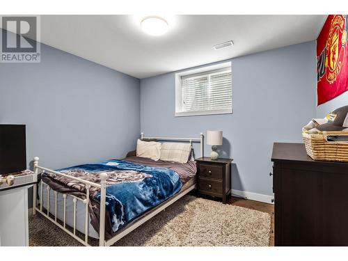 1598 Emerald Drive, Kamloops, BC - Indoor Photo Showing Bedroom