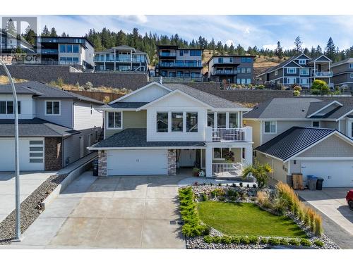 1598 Emerald Drive, Kamloops, BC - Outdoor With Facade