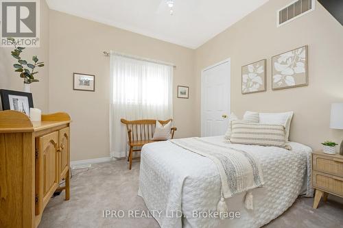 8 Meadowlark Drive, Halton Hills (Georgetown), ON - Indoor Photo Showing Bedroom