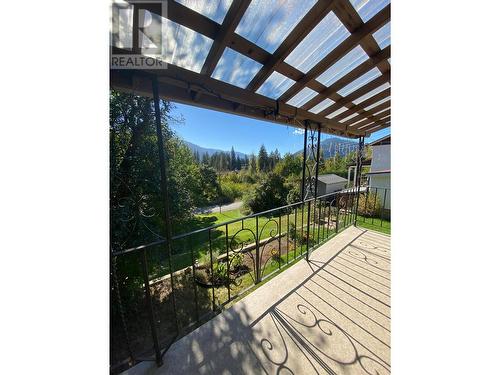 3164 Murray Road, South Slocan, BC - Outdoor