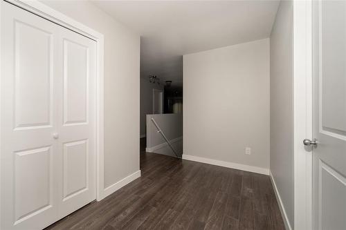 6 Parkside Place, Steinbach, MB - Indoor Photo Showing Other Room