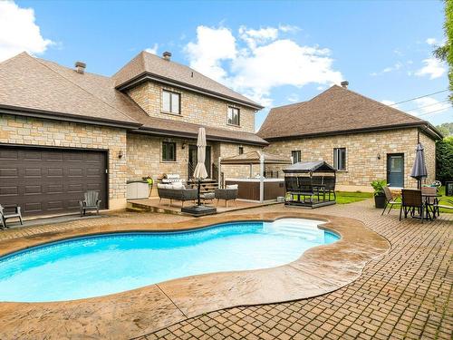 Face arriÃ¨re - 7050 Rue Amyot, Trois-Rivières, QC - Outdoor With In Ground Pool With Deck Patio Veranda