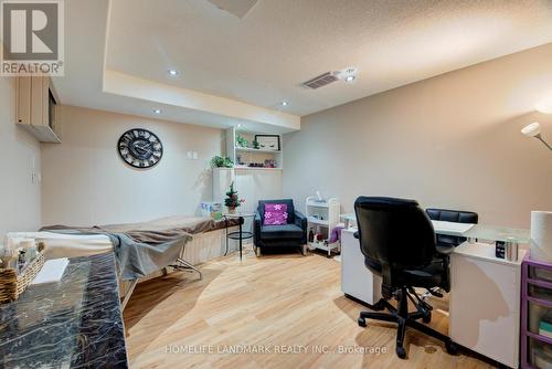 164 Brian Boulevard, Hamilton, ON - Indoor