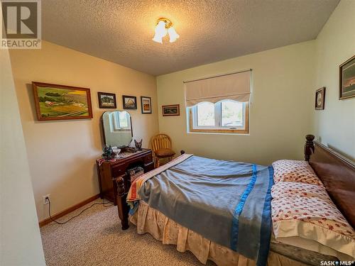 1 Park Boulevard, Melville, SK - Indoor Photo Showing Bedroom