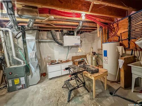 1 Park Boulevard, Melville, SK - Indoor Photo Showing Basement